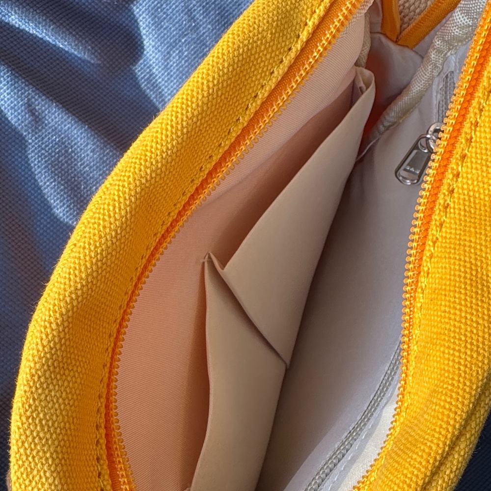 Leaner Girls Yellow Floral Crossbody Bag - Picture 3 of 4